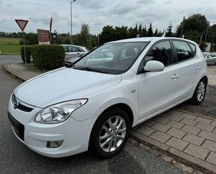 Hyundai Hyundai i30 Style Klima SHZ Gebrauchtwagen