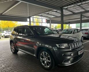 Jeep Jeep Grand Cherokee 3.0 CRD Summit *AHK*PANO*LEDER Gebrauchtwagen