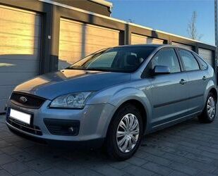 Ford Ford Focus 1.6 benzin Gebrauchtwagen