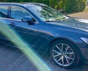 Volvo Volvo V90 D5 AWD AHK Momentum Pro Geartronic Momen Gebrauchtwagen