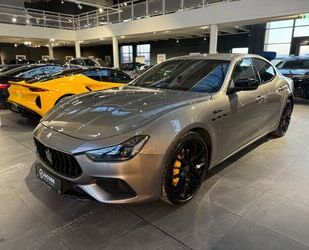 Maserati Maserati Ghibli Modena MY 22,Nerissimo,Carbon Gebrauchtwagen