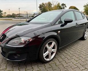 Seat Seat Leon Sport 1.8 FSI /TSI*Bi-Xenon*Navi*PDC*Led Gebrauchtwagen