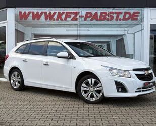 Chevrolet Chevrolet Cruze Station Wagon LTZ Navi Tempomat AA Gebrauchtwagen