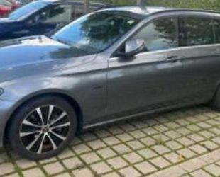 Mercedes-Benz Mercedes-Benz E 300 de T Autom. - Gebrauchtwagen