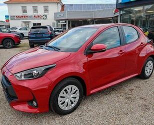 Toyota Toyota Yaris 1.5-l-VVT-i Activ*Kamera*Spurhalte*Ca Gebrauchtwagen