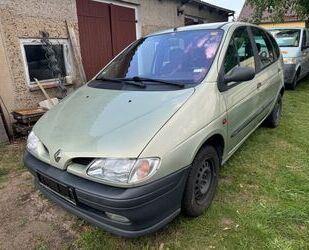 Renault Renault Megane Scenic Gebrauchtwagen