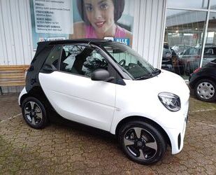 Smart Smart ForTwo EQ cabrio EXCLUSIVE*MEDIA*CAM*SHZ*22k Gebrauchtwagen