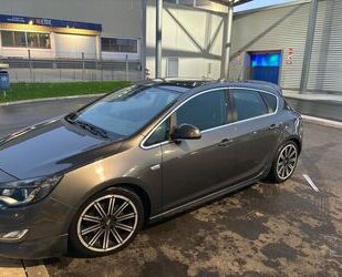 Opel Opel Astra 1.6 Turbo Sport 132kW Sport OPC Line Gebrauchtwagen