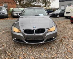 BMW BMW 318 i Baureihe 3 Limousine, Facelift Gebrauchtwagen