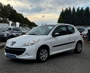 Peugeot Peugeot 206 + Basis Gebrauchtwagen