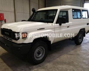 Toyota Toyota Land Cruiser 78 Metal top HZJ 78-EXPORT OUT Gebrauchtwagen