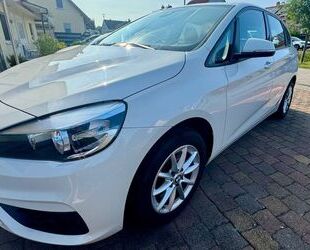 BMW BMW 218 Active Tourer 218i Advantage Advantage Gebrauchtwagen