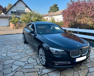 BMW BMW 730d Individual/HarmanKardon/Keyless/Alcantara Gebrauchtwagen