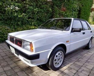 Lancia Lancia Delta 1.6 Turbo HF RST Gebrauchtwagen