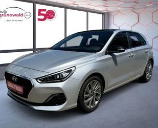 Hyundai Hyundai i30 Passion +,DCT,LED,Navi,Sitzhzg,R.Kamer Gebrauchtwagen