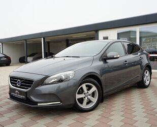 Volvo Volvo V40 You! 1.6*SHZ*Navigation*Tempomat*Bi-Xeno Gebrauchtwagen