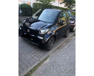 Smart Smart ForTwo Coupé *Pano*Klimaaut.*Blueth*Sitzh*Le Gebrauchtwagen