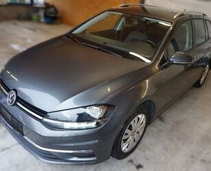 VW Volkswagen Golf VII Variant Comfortline 1.6 TDI Na Gebrauchtwagen