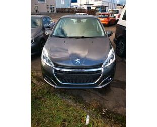 Peugeot Peugeot 208 PureTech 82 Signature Gebrauchtwagen