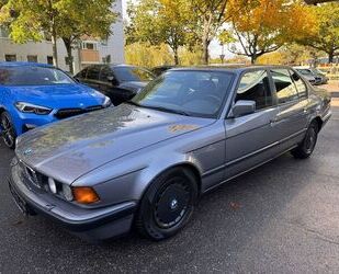 BMW BMW 735 iA E32 **ESSD**HECKROLLO**ZUSATZHEIZUNG* Gebrauchtwagen