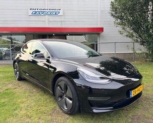 Tesla Tesla Model 3 LONG RANGE AWD 75KWH/THAAK/PANO/LEER Gebrauchtwagen