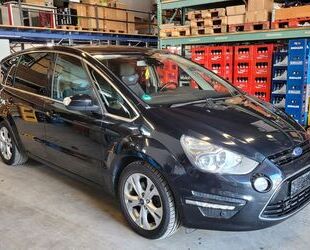 Ford Ford S-MAX Titanium AUTOMATIK *AHK 103 kw Gebrauchtwagen