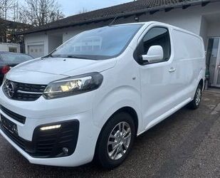 Opel Opel Vivaro Kasten Innovation M*XENON*KAMERA*AHK* Gebrauchtwagen