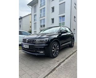 VW Volkswagen Tiguan 2.0 TDI *R-LINE* 4MOTION *VOLLED Gebrauchtwagen