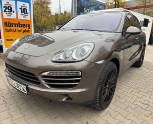 Porsche Porsche Cayenne Diesel *NAVI*PANO*20Zoll*brown/bla Gebrauchtwagen