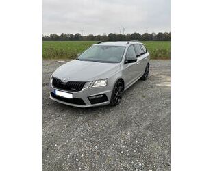 Skoda Skoda Octavia 2.0 TDI SCR DSG 4x4 RS Combi RS Gebrauchtwagen