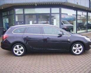 Opel Opel Astra J Sports Tourer Sport Gebrauchtwagen