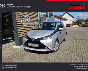 Toyota Toyota Aygo x-play touch Gebrauchtwagen