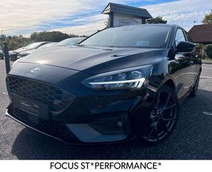 Ford Ford Focus Lim. ST*PERFORMANCE*LED*CAM*HEAD-UP*REC Gebrauchtwagen