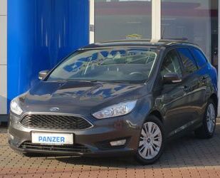 Ford Ford Focus 1.5 TDCi Business Navi PDC Tempom. Gebrauchtwagen