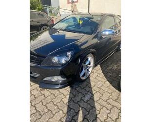 Opel Opel Astra GTC 1.9 CDTI Sport 110kW Sport Gebrauchtwagen