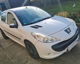 Peugeot Peugeot 206 + Gebrauchtwagen