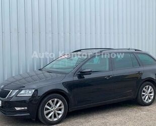 Skoda Skoda Octavia Combi Tour 2,0 TDI *LED*AppelCarPlay Gebrauchtwagen