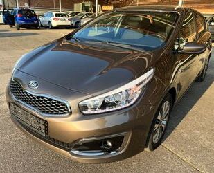 Kia Kia Ceed 1.4 CVVT Dream-Team Edition6/NAVI/CAM Gebrauchtwagen