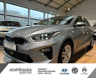 Kia Kia Ceed 1.6 CRDi Vision PDC SHZ KAMERA NAVI ACC Gebrauchtwagen