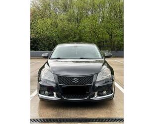 Suzuki Suzuki Kizashi 2.4 SPORT CVT Allrad SPORT Gebrauchtwagen