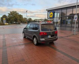 VW Volkswagen Touran 1.4 TSI Highline Gebrauchtwagen