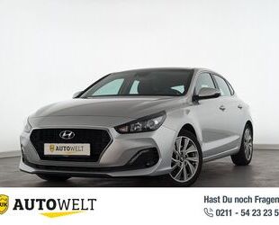 Hyundai Hyundai i30 Fastback 1.4 T-GDI NAVI+PDC+RFK+SHZ+TE Gebrauchtwagen