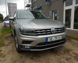 VW Volkswagen Tiguan 2.0 TDi Highline BMT/DSG/ 4Motio Gebrauchtwagen