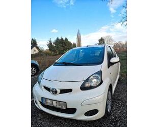 Toyota Toyota Aygo (X) 1,0-l-VVT-i Cool Cool Gebrauchtwagen