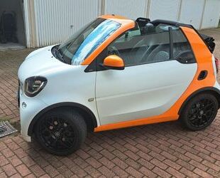 Smart Smart cabrio 90PS prime Vollausst. Leder Kamera PD Gebrauchtwagen