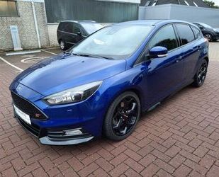 Ford Ford Focus Fließheck Diesel 2.0 TDCi ST mit Leder- Gebrauchtwagen