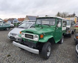 Toyota Toyota Land Cruiser FJ43 4,2 Motorschaden Gebrauchtwagen