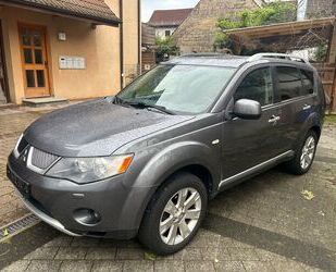 Mitsubishi Mitsubishi Outlander Allrad Automatik 7 Sitze Gebrauchtwagen