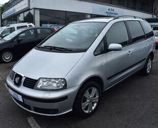 Seat Seat Alhambra Vigo *TEMPOMAT*SITZHEIZUNG*AUX*AHK Gebrauchtwagen