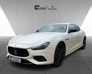 Maserati Maserati Ghibli S Q421 430PS AWD Winter/ Nerissimo Gebrauchtwagen